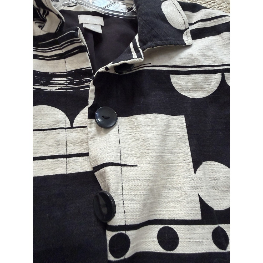 Chicos Linen Blend Lagenlook Topper Jacket. Geometric Black White Print Classic - Picture 10 of 12